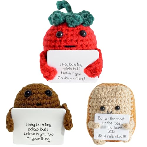 DALAETUS 3 Stück Kreative Strickwolle Puppe, Mini Lustige Geschenke, Positive Tomate Kartoffel Toast Puppe für Geburtstage Geschenk, Liebhaber Valentinstag, Büro Niedlich Dekorativ DALAETUS 3 Stück Kreative Strickwolle Puppe, Mini Lustige Geschenke, Positive Tomate Kartoffel Toast Puppe für Geburtstage Geschenk, Liebhaber Valentinstag, Büro Niedlich Dekorativ von DALAETUS