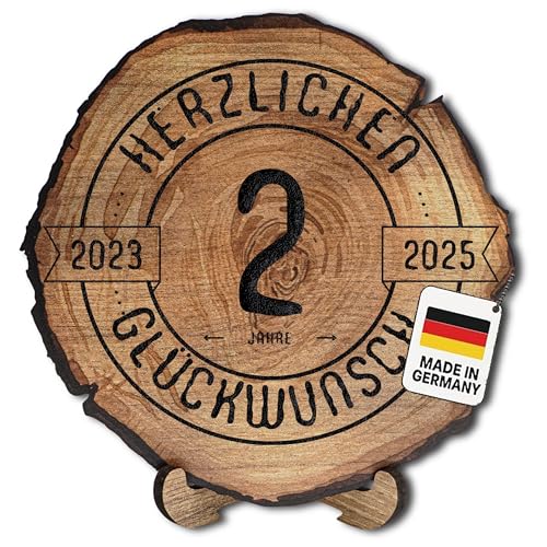 DARO Design – Baumscheibe mit Gravur für 2. Geburtstag – Geburtstags Geschenk aus Holz – Hochwertige Holz Geschenke mit Gravur ideal für Geburtstag – Dicke 6mm, Durchmesser 20cm – Made in Germany DARO Design – Baumscheibe mit Gravur für 2. Geburtstag – Geburtstags Geschenk aus Holz – Hochwertige Holz Geschenke mit Gravur ideal für Geburtstag – Dicke 6mm, Durchmesser 20cm – Made in Germany von DARO Design