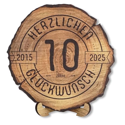 DARO Design - Holzscheibe - 10 Jahre - Größe 20cm- Geschenk zum Jubiläum, 10 Geburtstag, Jahrestag - Herzlichen Glückwunsch von DARO Design