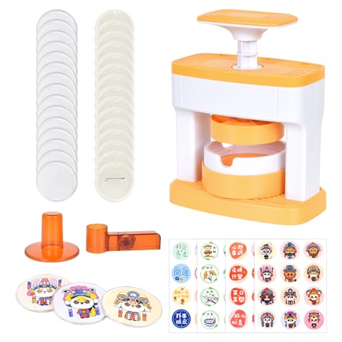 55mm Button Maker Maschine, Badge Making Kit aus Dauerhafte Kunststoff, Interessant Pin Maker Machine, Button Maker Badge Machine für Personalisierte Abzeichen, Spiegel, Brosche, Kühlschrankmagnete 55mm Button Maker Maschine, Badge Making Kit aus Dauerhafte Kunststoff, Interessant Pin Maker Machine, Button Maker Badge Machine für Personalisierte Abzeichen, Spiegel, Brosche, Kühlschrankmagnete von DEARBAG