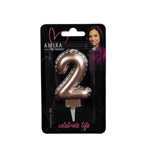 AMIRA powered by decocino - Zahlenkerze Rosegold No. 2 - elegante Party Deko für Geburtstage, Partys oder ein Jubiläum, ideal für Kuchen, Torten oder Muffins, 7cm hoch AMIRA powered by decocino - Zahlenkerze Rosegold No. 2 - elegante Party Deko für Geburtstage, Partys oder ein Jubiläum, ideal für Kuchen, Torten oder Muffins, 7cm hoch von DECOCINO