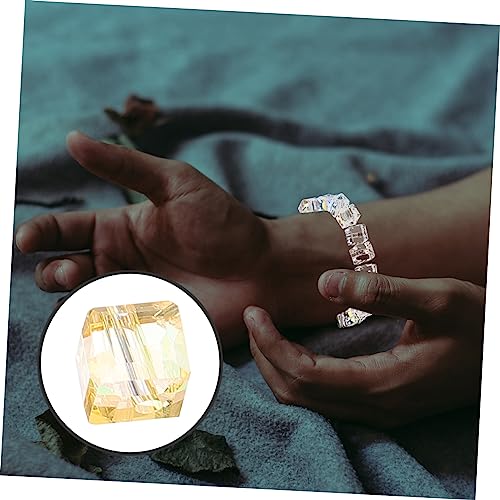 DECORNIJIA 100 Stück Teiliges Bunte Würfel Glasperlen für Schmuckherstellung Robuste DIY Perlen für Armbänder Halsketten und Charms Vielseitige Schmuckperlen zum Auffädeln von DECORNIJIA