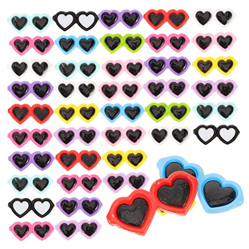 DECORNIJIA 80 Stück Teiliges Mini Sonnenbrillen Charms aus Robustem Harz Bunte Flache Rückseite Kreative Bastel und Schmuckornamente für DIY Puppenhaus Dekoration Personalisierte Brillen von DECORNIJIA