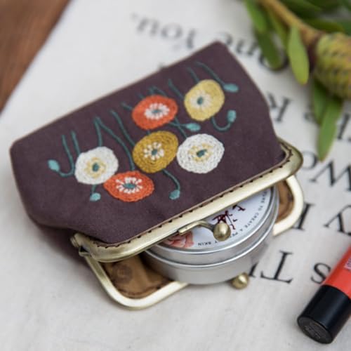 DECORNIJIA Handgefertigtes Stickerei Einsteigerpaket mit Schließmünztasche DIY Werkzeugset für Anfänger Inklusive Wolle Nadel Zubehör Kleine Bestickte Handtasche für Frauen und Mädchen von DECORNIJIA