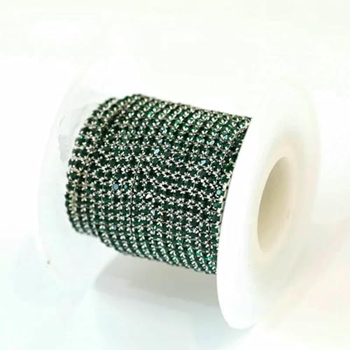 1 Meter/Stück Glaskristall-Strasskette, silberne Basis, dichte Kralle, Glas-Strassbesatz, DIY-Kleidungsstück, Nähen, Kleidungszubehör, dunkelgrün, SS10, 2,8 mm 1 Meter/Stück Glaskristall-Strasskette, silberne Basis, dichte Kralle, Glas-Strassbesatz, DIY-Kleidungsstück, Nähen, Kleidungszubehör, dunkelgrün, SS10, 2,8 mm von DEFRTG