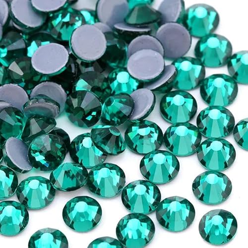 Mehrfarbige SS6-SS30 Kristallglas-Glitzer-Strasssteine mit flacher Rückseite, Hotfix-Strasssteine für Nagelkunst, Nähen und Stoffdekoration – Grüner Zirkon – SS30 – 288 Stück von DEFRTG