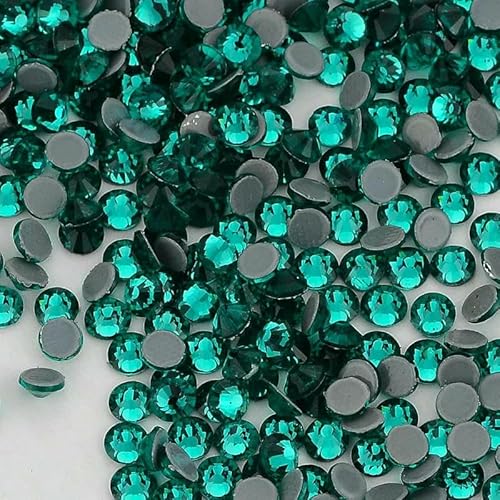 SS6-SS30 Glas-Strasssteine mit flacher Rückseite, mehrfarbig, blau, glitzernd, runde Steine, Strasssteine für Nagelkunst, Stoff, Kleidung, Dekoration – Hotfix, blauer Zirkon – SS20 – 1440 Stück SS6-SS30 Glas-Strasssteine mit flacher Rückseite, mehrfarbig, blau, glitzernd, runde Steine, Strasssteine für Nagelkunst, Stoff, Kleidung, Dekoration – Hotfix, blauer Zirkon – SS20 – 1440 Stück von DEFRTG