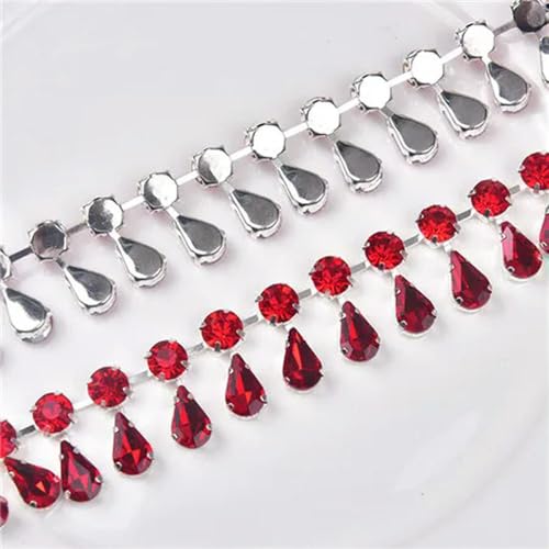 1/2 Meter handgemachte Strass-Strass-Cup-Kette, rund, Tropfenform, Kristallbesatz, goldfarbene Metallkrallenbasis, Fransen, Hochzeitskleid, Kleidungszubehör 1/2 Meter handgemachte Strass-Strass-Cup-Kette, rund, Tropfenform, Kristallbesatz, goldfarbene Metallkrallenbasis, Fransen, Hochzeitskleid, Kleidungszubehör von DFLINGA