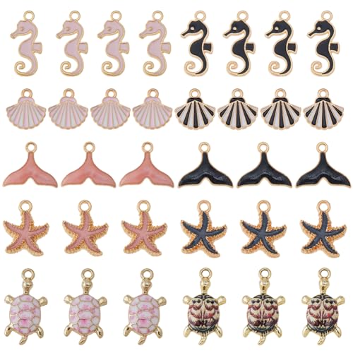 DICOSMETIC 40 Stück 10 Stile Ozean Anhänger Set Meerestier Anhänger Aus Legierung Und Emaille Muschel Seestern Anhänger Bunte Seepferdchen Anhänger Für Die Sommer Schmuckherstellung DICOSMETIC 40 Stück 10 Stile Ozean Anhänger Set Meerestier Anhänger Aus Legierung Und Emaille Muschel Seestern Anhänger Bunte Seepferdchen Anhänger Für Die Sommer Schmuckherstellung von DICOSMETIC