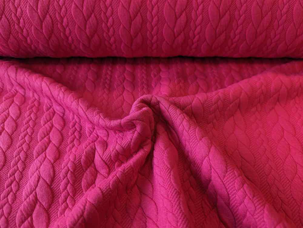 Dehnbarer Strickstoff mit Zopfmuster, Pink - 200 cm Dehnbarer Strickstoff mit Zopfmuster, Pink - 200 cm