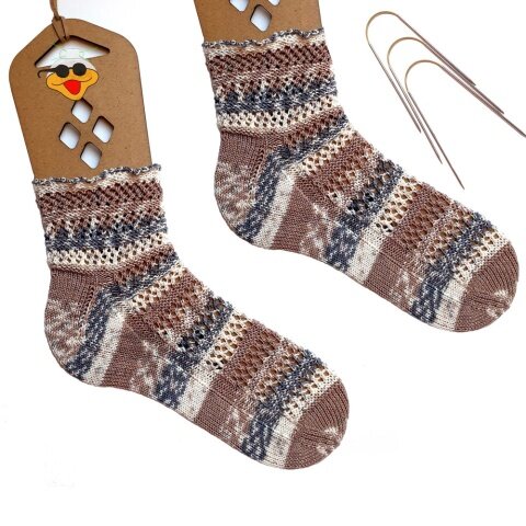 Luftige kurze Sommersocken Söckchen „Sommerloch“ ab Spitze Luftige kurze Sommersocken Söckchen „Sommerloch“ ab Spitze