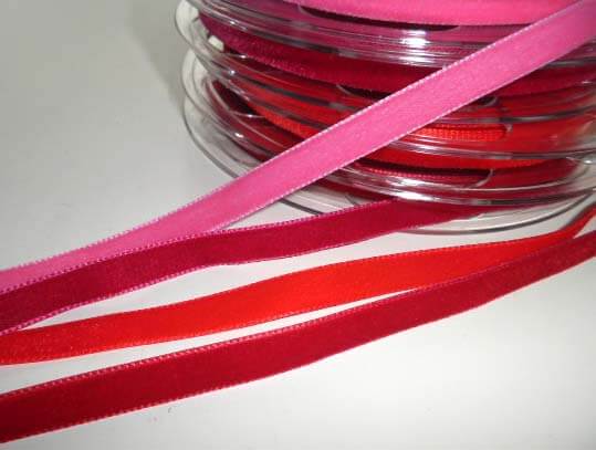 Samtband, 9 mm breit, ab 3 Meter - helles Rot - 5-m Samtband, 9 mm breit, ab 3 Meter - helles Rot - 5-m
