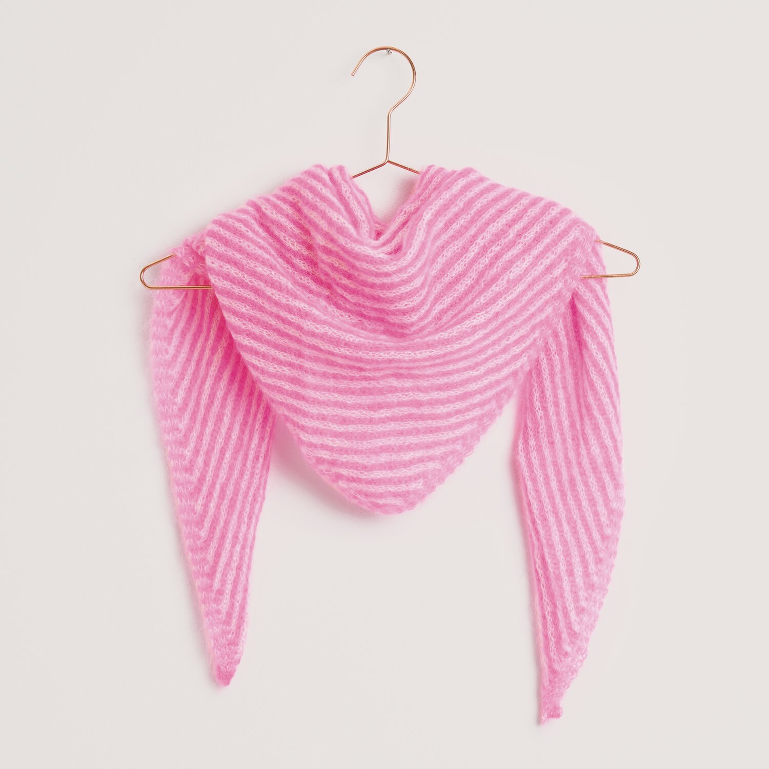 Strickset Dreieckstuch Modell 33 aus Made by Me Nr. 18