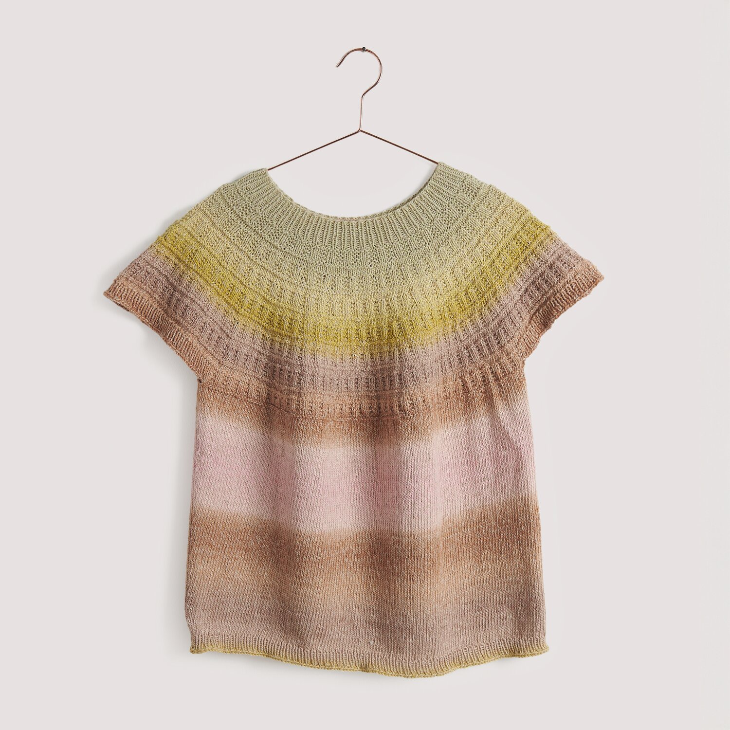 Strickset Top-Down-Shirt Modell 19 aus Die Neue Masche No. 15