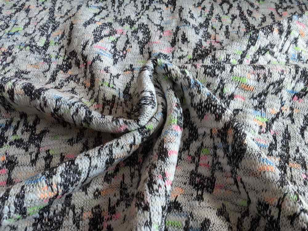 Strickstoff Ecru mit Glitzer und dezenten Neonfarben - 250 cm Strickstoff Ecru mit Glitzer und dezenten Neonfarben - 250 cm