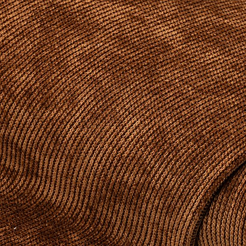 Strickstoff aus Chenille-Garn, braun Strickstoff aus Chenille-Garn, braun