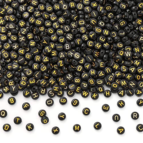 ToBeIT 1000 Stück Buchstabenperlen Acryl schwarze Perlen Alphabet Buchstaben "A-Z" runde Perlen für Schmuckherstellung, Armbänder, Halsketten (Schwarz-Gold) von ToBeIT