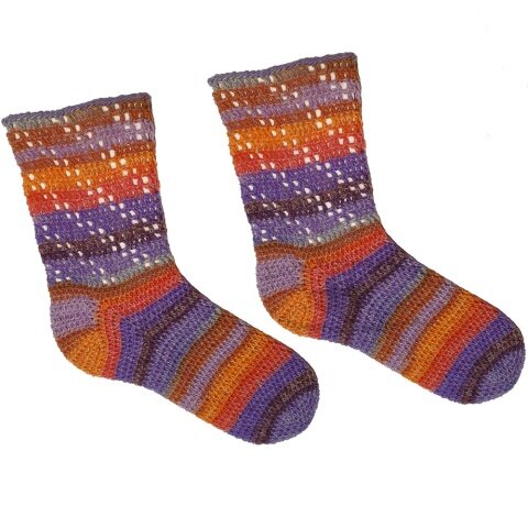 warme Häkelsocken „schräg gelocht“ ab Spitze häkeln Toe up