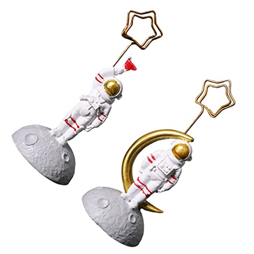 DIYEAH 1 Satz Astronauten Visitenkartenhalter Astronautenfigur Statue Skulptur Miniatur Alien Aufblasbares Weltraumspielzeug Astronautenform Ornament Draht Fotohalter 2 Stück DIYEAH 1 Satz Astronauten Visitenkartenhalter Astronautenfigur Statue Skulptur Miniatur Alien Aufblasbares Weltraumspielzeug Astronautenform Ornament Draht Fotohalter 2 Stück von DIYEAH