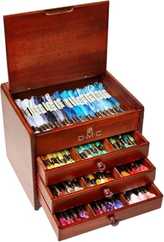 DMC Aufbewahrungsbox aus Holz, inkl. 120 Fäden DMC Aufbewahrungsbox aus Holz, inkl. 120 Fäden von DMC