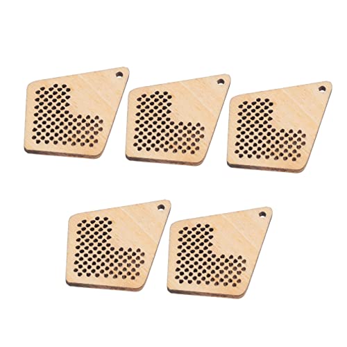 DOITOOL 5 Stück Teiliges Diy Kreuzstich Holzplatten Mini Holzanhänger Langlebig Handgefertigt ohne Grate für Stickerei Bastelprojekte DOITOOL 5 Stück Teiliges Diy Kreuzstich Holzplatten Mini Holzanhänger Langlebig Handgefertigt ohne Grate für Stickerei Bastelprojekte von DOITOOL