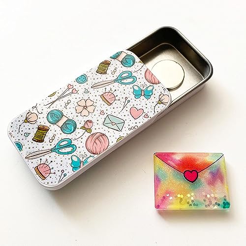 Magnetische Nähnadelbox mit Blumengarn und Schmetterlingsmuster und bezauberndem Umschlag für Kreuzstich, Stickerei, Nadelhandwerk Magnetische Nähnadelbox mit Blumengarn und Schmetterlingsmuster und bezauberndem Umschlag für Kreuzstich, Stickerei, Nadelhandwerk von DPXWCCH