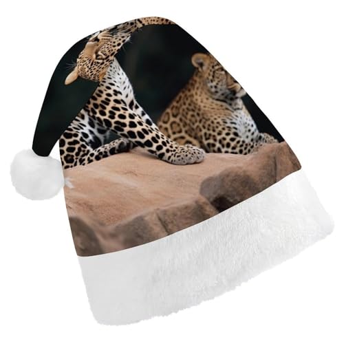 DWVSFJM Weihnachtsmütze mit afrikanischem Leopard auf Felsen, weiche Weihnachtsmütze für Erwachsene, waschbar, Uni, stilvolle Urlaubsmütze DWVSFJM Weihnachtsmütze mit afrikanischem Leopard auf Felsen, weiche Weihnachtsmütze für Erwachsene, waschbar, Uni, stilvolle Urlaubsmütze von DWVSFJM