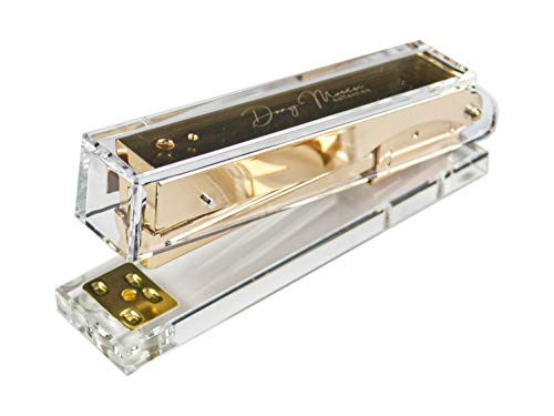 Dany Marcus Heftgerät aus transparentem Acryl und goldenem Metall, Tacker für Heftklammern 24/6, heftet 25 Blatt Dany Marcus Heftgerät aus transparentem Acryl und goldenem Metall, Tacker für Heftklammern 24/6, heftet 25 Blatt von Dany Marcus