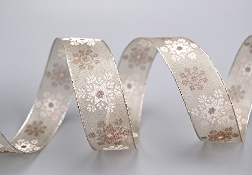 Dekoband „Wonder Snowflakes“ Taupe/Silber 3 m x 25 mm Grau Braun Geschenkband Weihnachten Chiffon Transparent Schleifenband Stoffband Schneeflocken Sterne Glanzkanten mit Draht Dekoband „Wonder Snowflakes“ Taupe/Silber 3 m x 25 mm Grau Braun Geschenkband Weihnachten Chiffon Transparent Schleifenband Stoffband Schneeflocken Sterne Glanzkanten mit Draht von Deko Angels