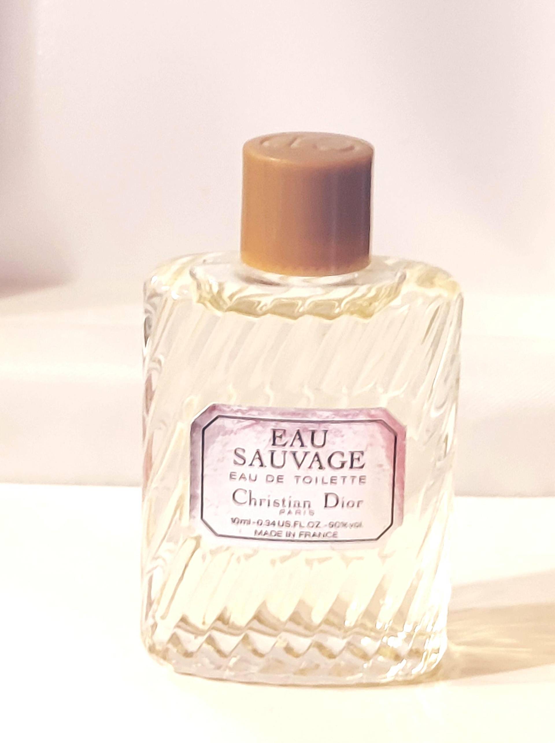 Christian Dior Eau Sauvage Mens De Toilette 10Ml Splash 1960S Parfum Christian Dior Eau Sauvage Mens De Toilette 10Ml Splash 1960S Parfum von DerAusstatter