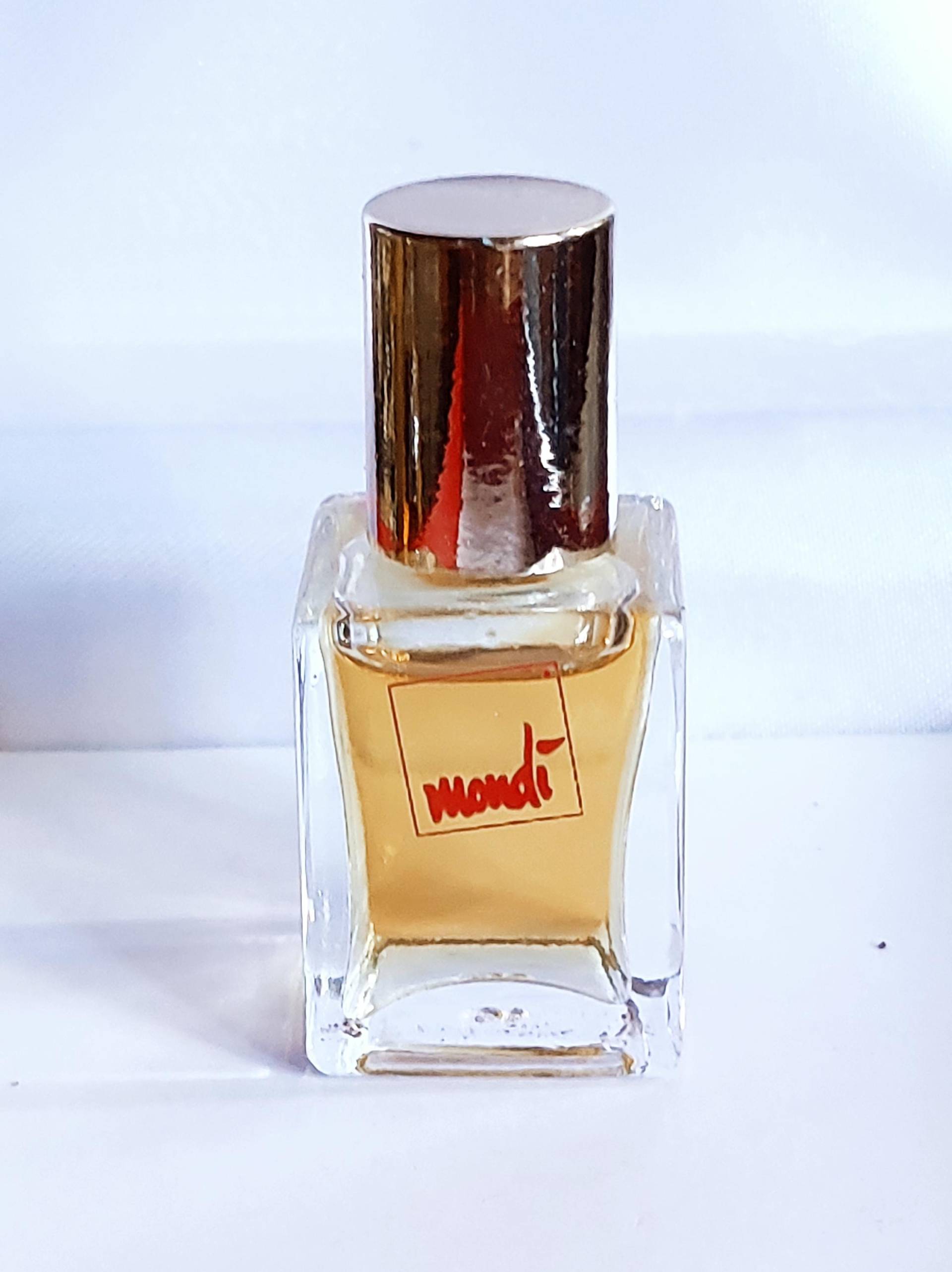 Mondi Donna | Eau De Toilette Miniatur Parfum 4 Ml Vintage 1980Er Jahre Mondi Donna | Eau De Toilette Miniatur Parfum 4 Ml Vintage 1980Er Jahre von DerAusstatter