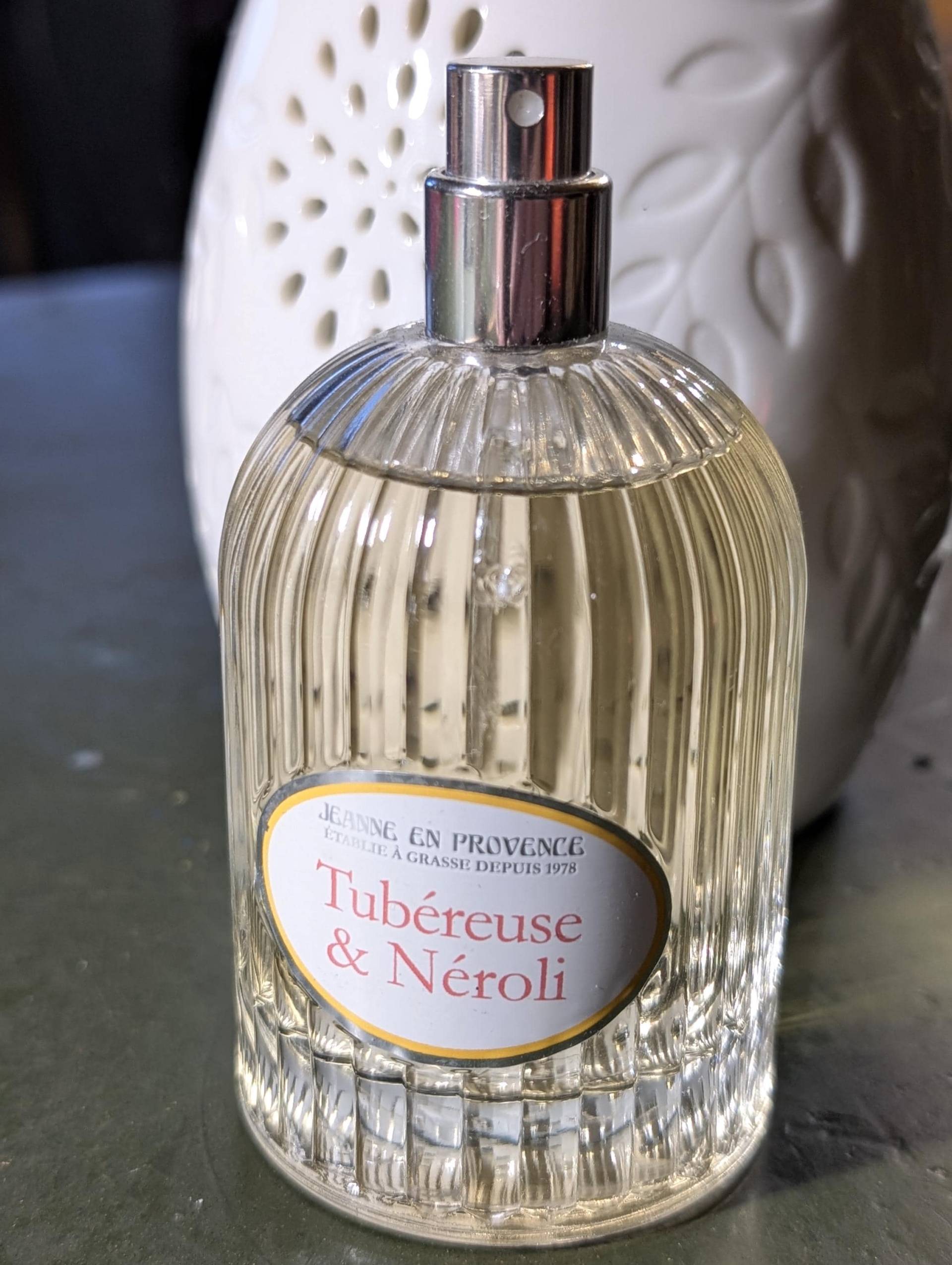 Tubereuse & Neroli Jeanne Et Provence De Arthes| Eau Parfum Spray | 100 Ml Vintage 2000Er Tubereuse & Neroli Jeanne Et Provence De Arthes| Eau Parfum Spray | 100 Ml Vintage 2000Er von DerAusstatter
