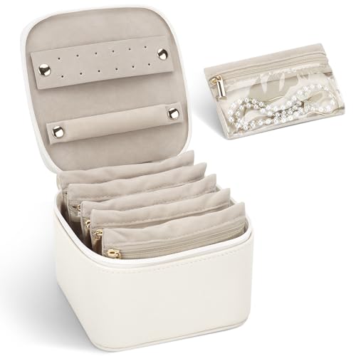DesignSter Schmuckkästchen Klein Reise, Klein PU-Leder Tragbarer Schmuckschatulle mit 6 transparenten Schmuckbeutel aus Samt, Schmuckaufbewahrung für Ohrringe Ringe Armbänder, Beige DesignSter Schmuckkästchen Klein Reise, Klein PU-Leder Tragbarer Schmuckschatulle mit 6 transparenten Schmuckbeutel aus Samt, Schmuckaufbewahrung für Ohrringe Ringe Armbänder, Beige von DesignSter
