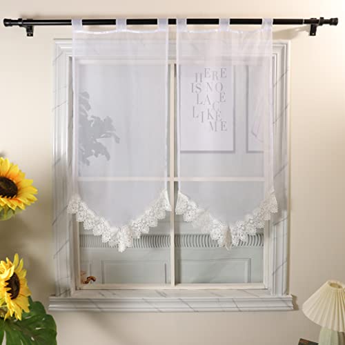 Devola Scheibengardine Voile Kurzstore Transparente Bistrogardine Panneaux Gardinen Landhaus Küchengardinen Modern mit Schlaufen Kurzgardine mit Häkelspitze BxH 45x90cm Weiß 1er Pack Devola Scheibengardine Voile Kurzstore Transparente Bistrogardine Panneaux Gardinen Landhaus Küchengardinen Modern mit Schlaufen Kurzgardine mit Häkelspitze BxH 45x90cm Weiß 1er Pack von Devola