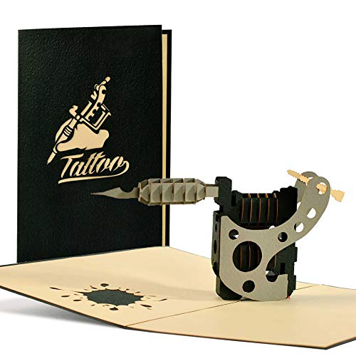 Diese Klappkarten Ausgefallener Gutschein für ein Tattoo, Originelle 3D Pop-up Karte für Tattoo-Fans I Geburtstagskarte, mit detailgetreuer Tätowierpistole, H17AMZ Diese Klappkarten Ausgefallener Gutschein für ein Tattoo, Originelle 3D Pop-up Karte für Tattoo-Fans I Geburtstagskarte, mit detailgetreuer Tätowierpistole, H17AMZ von Diese-Klappkarten