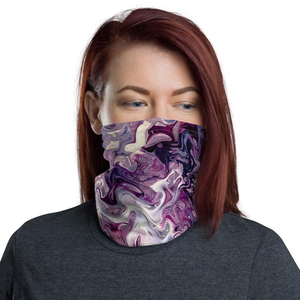 Halstuch, Gesichtsmasken, Stirnbänder, Halswärmer, Bandana, Einzigartiges Design, Armband, Abstrakt, Kunst, Lila, Weiß, Blau Halstuch, Gesichtsmasken, Stirnbänder, Halswärmer, Bandana, Einzigartiges Design, Armband, Abstrakt, Kunst, Lila, Weiß, Blau von DistortedRainbowsArt