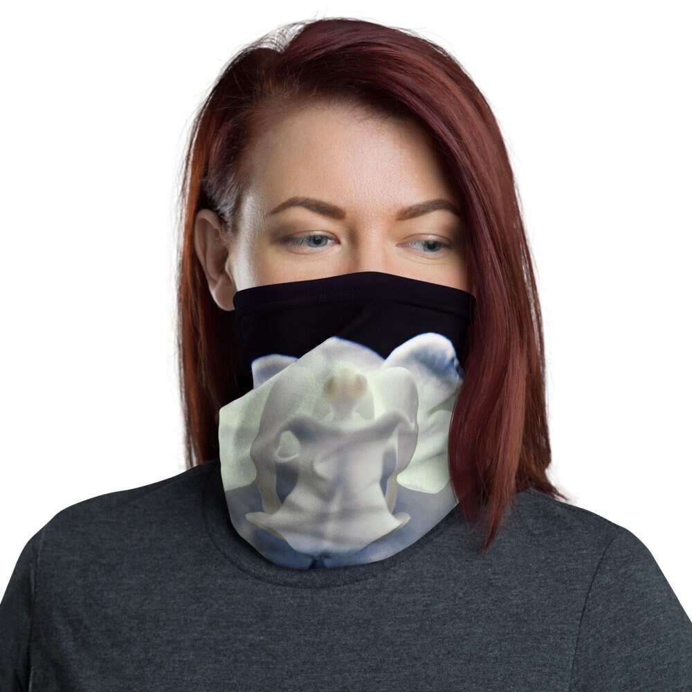 Halstuch, Gesichtsmasken, Stirnbänder, Halswärmer, Bandana, Floral, Einzigartiges Design, Armband, Weiße Blume, Blaue Blumen Halstuch, Gesichtsmasken, Stirnbänder, Halswärmer, Bandana, Floral, Einzigartiges Design, Armband, Weiße Blume, Blaue Blumen von DistortedRainbowsArt
