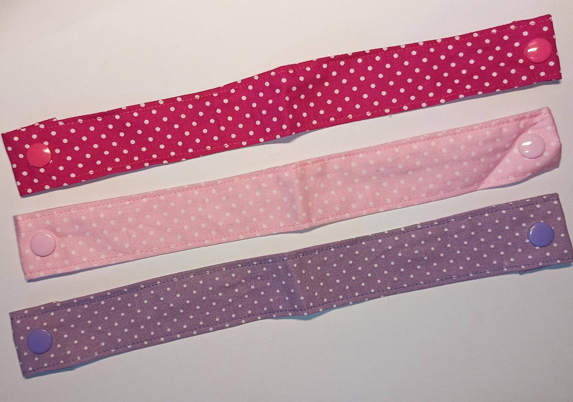 Maskenverlängerung, "Pünktchen", Ohrenschoner, Für Ffp2 Maske, Maskenhalter, Maskenadapter, Verlängerung, Pottbinder, Ohrenentlastung Maskenverlängerung, "Pünktchen", Ohrenschoner, Für Ffp2 Maske, Maskenhalter, Maskenadapter, Verlängerung, Pottbinder, Ohrenentlastung von DittesDIESundDAS