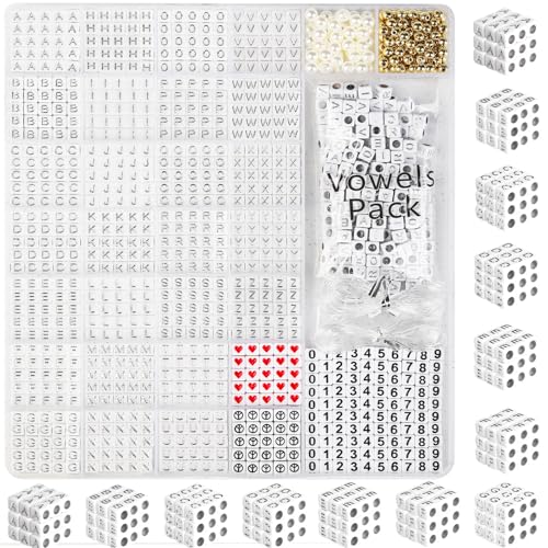 DoDoBeads Silver Letter Beads Kit - 1270Pcs Acrylic 6x6mm Square Alphabet Beads A-Z with Spacer Beads, and Extra Vowels & Number Beads - Ideal for Bracelets, Necklaces, Friendship Bracelet Kits DoDoBeads Silver Letter Beads Kit - 1270Pcs Acrylic 6x6mm Square Alphabet Beads A-Z with Spacer Beads, and Extra Vowels & Number Beads - Ideal for Bracelets, Necklaces, Friendship Bracelet Kits von DoDoBeads
