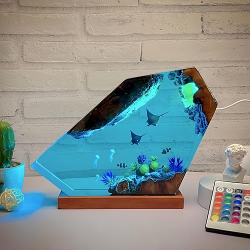 Drawelry 3D Epoxidharz Ozeanfigur Ornamente mit Holzsockel, LED Buntes Nachtlicht, Harz Ozean Tier Statue Hai Wale Pinguin Oktopus Figuren Skulptur Kunsthandwerk Mini Meere Aquarium Dekoration (B2, S) von Drawelry