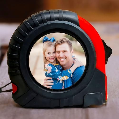 Drawelry Personalisierte Foto Maßbänder mit Bild Name Text Gravur Hängeschnalle Bandmaß 5-7,5 Meter DIY Einziehbar Länge Größe Maßen Werkzeuge Bandmaß Vatertag Geburtstag Geschenke für Papa Dad (B1) von Drawelry