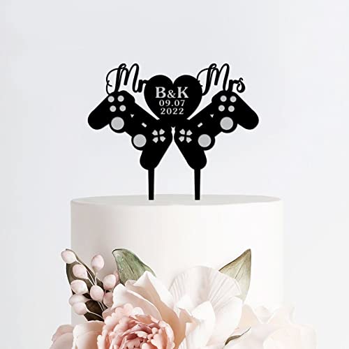 Tortenaufsatz, Acryl, personalisierbar, für Paare, Initialen "Mr & Mrs", Spieleliebhaber, Schwarz, Kuchendekoration, Partyzubehör für Brautparty, Verlobung, Jahrestag, Stil 153 von DreamAutumn