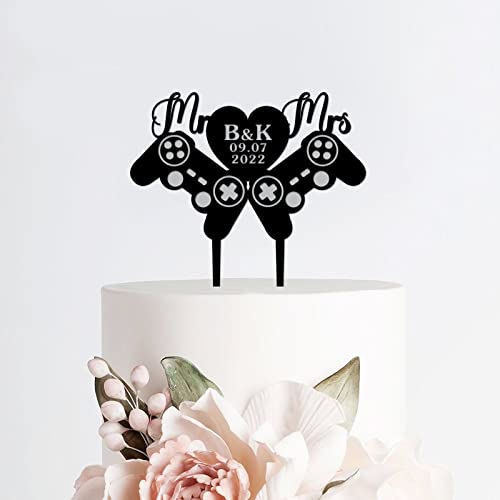 Tortenaufsatz aus Acryl, personalisierbar, für Paare, Initialen "Mr & Mrs", Spieleliebhaber, schwarz, lustige Kuchendekoration, Topper für Hochzeit, Verlobung, Jahrestag, Stil 69 von DreamAutumn