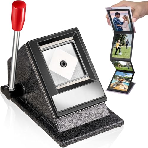 Metall Passport Foto Cutter 2 x 2 Zoll, Tischplatte Desktop Reisepass ID Foto Cutter mit Metallgriff, Bildschneider für Fotos, Manueller Bildstanzer mit Schneiden für Standardfoto, PVC-Karten Metall Passport Foto Cutter 2 x 2 Zoll, Tischplatte Desktop Reisepass ID Foto Cutter mit Metallgriff, Bildschneider für Fotos, Manueller Bildstanzer mit Schneiden für Standardfoto, PVC-Karten von Drphiru