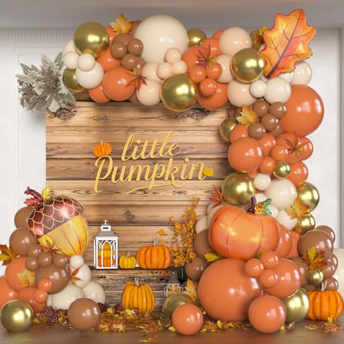 Herbstballon-Girlandenbogen-Set, 137-teilig, Thanksgiving-Herbstdekoration, mit orangefarbenen Sand-, weiß-braunen Luftballons und Kürbis-Tannenzapfen, Ahornblatt-Folienballon für Halloween von EDFHSEZ