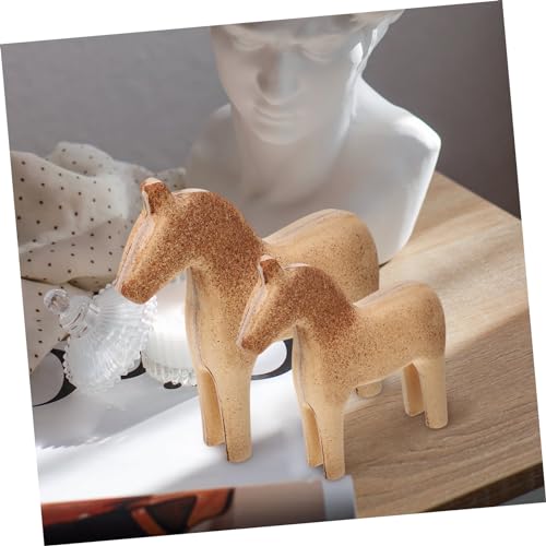 ERINGOGO 2 Stück Dekorative Holzpferd Figur Teiliges Set für Wohnzimmer Büro Kreative Deko für Hauswärmung und Geschenkideen Stilvolle Tischdeko mit Einzigartigem Design ERINGOGO 2 Stück Dekorative Holzpferd Figur Teiliges Set für Wohnzimmer Büro Kreative Deko für Hauswärmung und Geschenkideen Stilvolle Tischdeko mit Einzigartigem Design von ERINGOGO