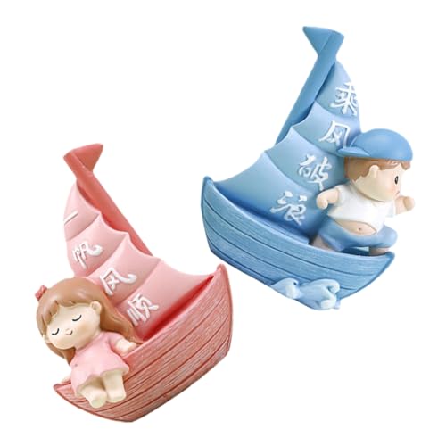 ERINGOGO 2stücke Segelboot Figurinen Mit Jungen Und Mädchen Resin Tortendeko Für Kindergeburtstag Und Hochzeiten Miniatur Dekoration Für Romantische Anlässe Und Feiern ERINGOGO 2stücke Segelboot Figurinen Mit Jungen Und Mädchen Resin Tortendeko Für Kindergeburtstag Und Hochzeiten Miniatur Dekoration Für Romantische Anlässe Und Feiern von ERINGOGO