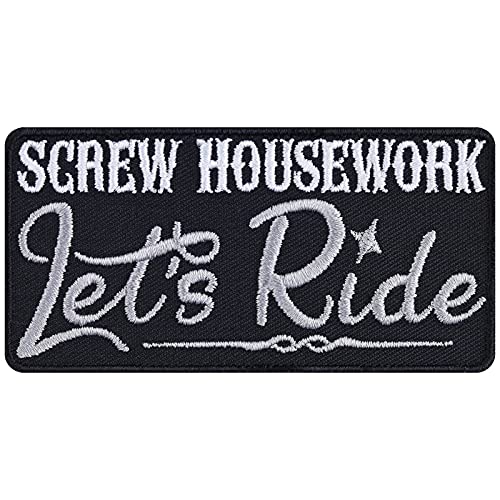 Biker Aufnäher mit Spruch "Screw housework, LET'S RIDE" Aufbügler/Patch Biker girl Bügelbilder | Geschenk Motorradfahrer Applikation Leder-Jacke/Weste/Jeans/Boots | 90x45mm Biker Aufnäher mit Spruch "Screw housework, LET'S RIDE" Aufbügler/Patch Biker girl Bügelbilder | Geschenk Motorradfahrer Applikation Leder-Jacke/Weste/Jeans/Boots | 90x45mm von EXPRESS-STICKEREI