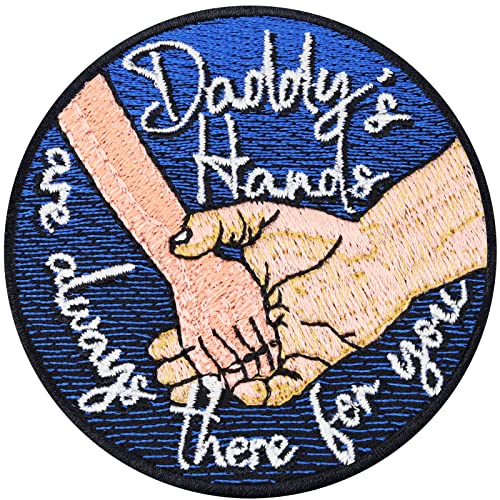 Daddy's hands are always there for you | Papa ist immer für dich da Aufnäher mit Stickerei Papa Spruch Aufbügler | schönes Geschenk Emblem zum annähen/aufbügeln | 70x70mm Daddy's hands are always there for you | Papa ist immer für dich da Aufnäher mit Stickerei Papa Spruch Aufbügler | schönes Geschenk Emblem zum annähen/aufbügeln | 70x70mm von EXPRESS-STICKEREI
