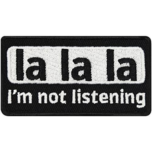 Lustiger Patch "La la la - I'm not listening" Aufnäher Spaß Sticker zum annähen/aufbügeln | Applikation Jeans Flicken Bügelbilder für alle Stoffe | fabric applique 75x40mm von EXPRESS-STICKEREI
